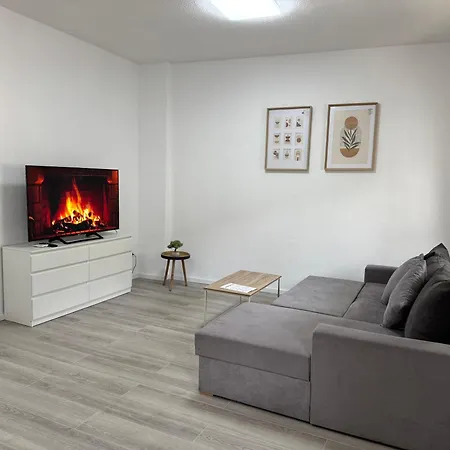 Apartment R&o Modern Private Parking